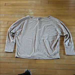 EUC Casual Tan Women's dolman sleeve top